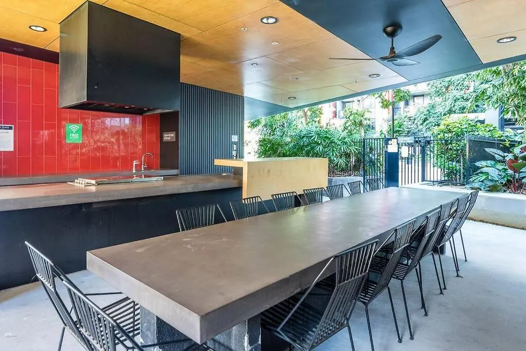 Vibrant Inner City Living 1 Bedroom Apartment Brisbane 0*,  Australia