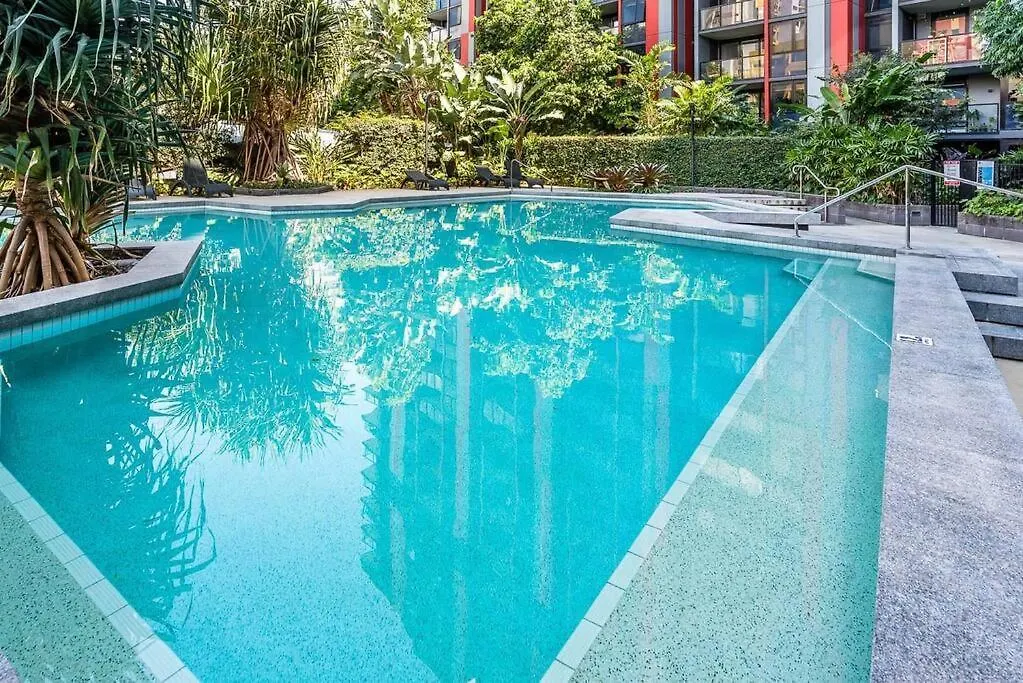Vibrant Inner City Living 1 Bedroom Apartment Brisbane
